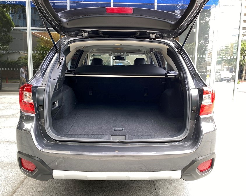 Subaru Outback 3.5L 6 Cilindros AWD